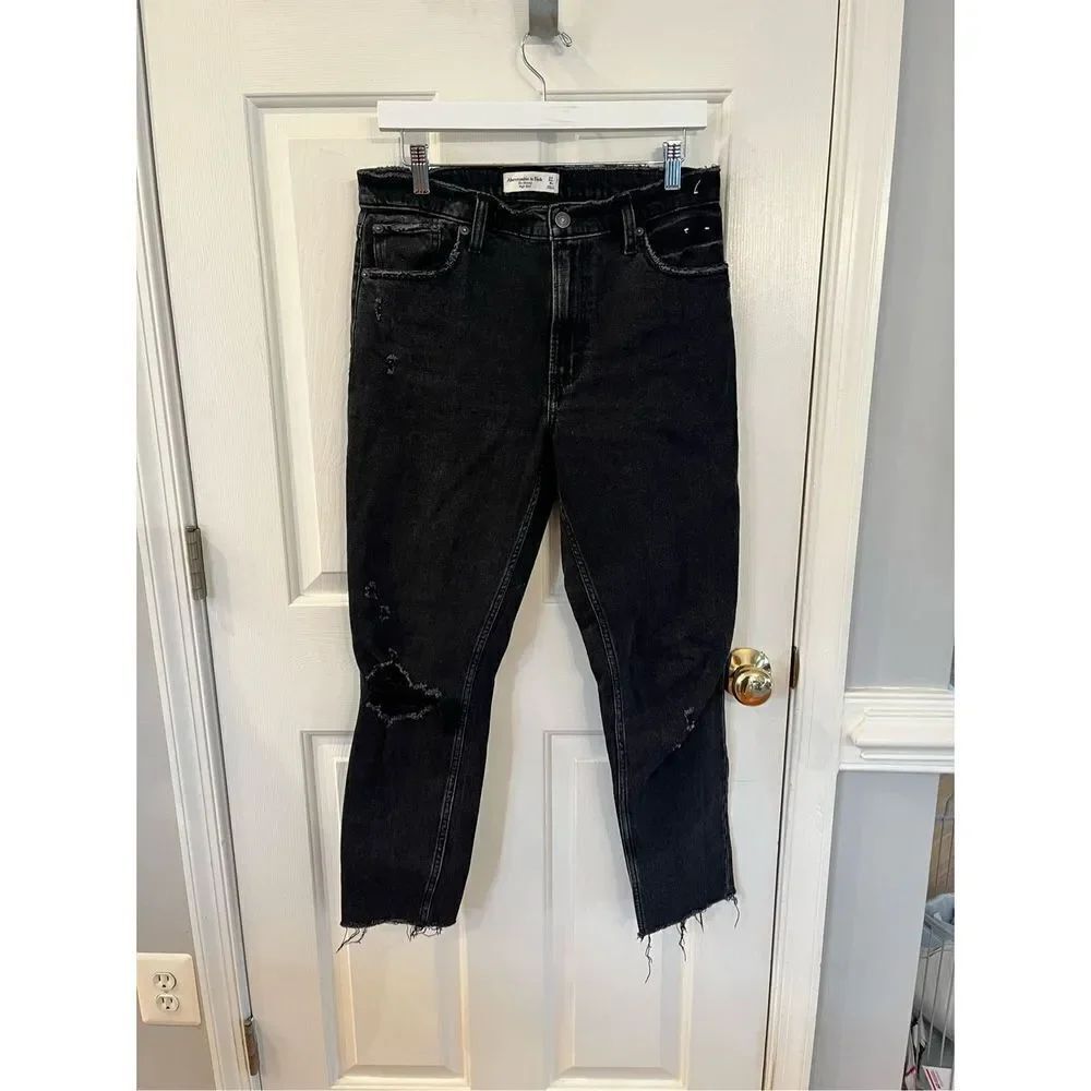 Abercrombie & Fitch Black The Skinny High Rise Raw Hem Jeans sz 4 EUC